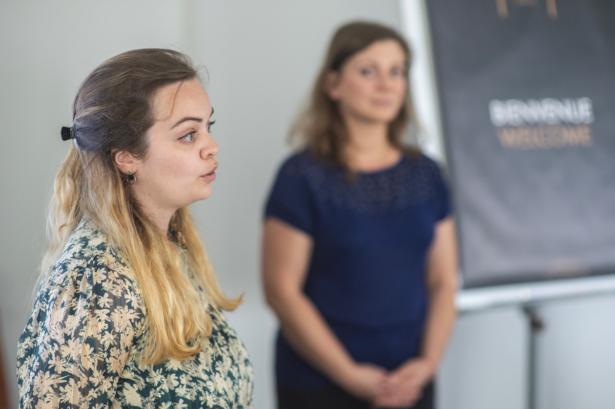 Laura Thirion et Aurélie Garbay DouziechMasterclass en Community Management - Agence Iltze / Pastel Créatif, Le Régina, Biarritz